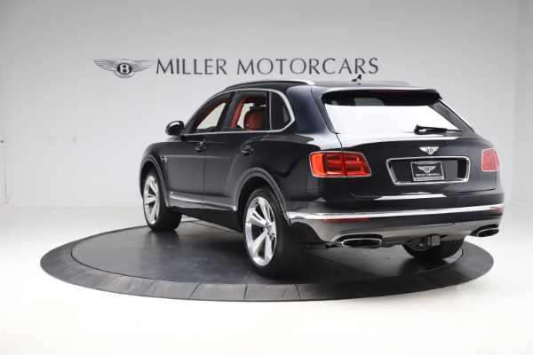 Used 2017 Bentley Bentayga W12 for sale $145,900 at Alfa Romeo of Westport in Westport CT 06880 5