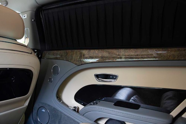 Used 2017 Bentley Mulsanne EWB for sale Sold at Alfa Romeo of Westport in Westport CT 06880 27