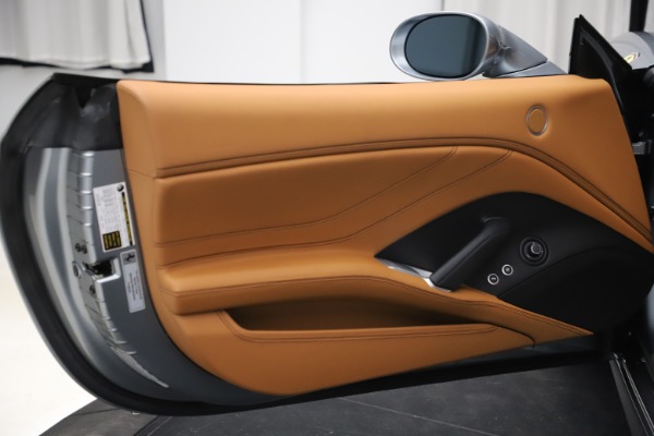 Used 2017 Ferrari California T for sale Sold at Alfa Romeo of Westport in Westport CT 06880 22