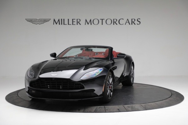 Used 2020 Aston Martin DB11 Volante for sale $149,900 at Alfa Romeo of Westport in Westport CT 06880 12