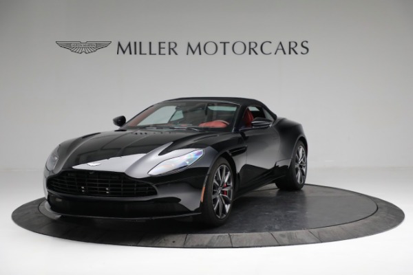 Used 2020 Aston Martin DB11 Volante for sale $149,900 at Alfa Romeo of Westport in Westport CT 06880 13
