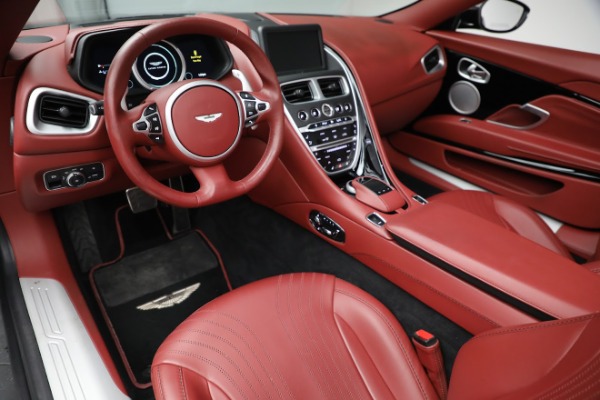 Used 2020 Aston Martin DB11 Volante for sale $149,900 at Alfa Romeo of Westport in Westport CT 06880 19