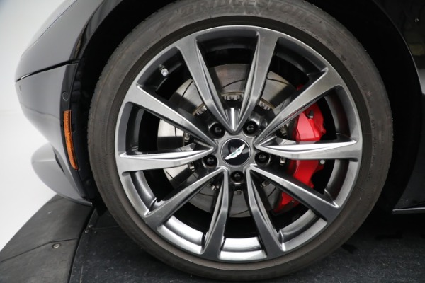 Used 2020 Aston Martin DB11 Volante for sale $149,900 at Alfa Romeo of Westport in Westport CT 06880 27