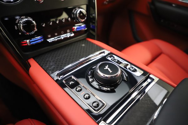 New 2020 Rolls-Royce Cullinan Black Badge for sale Sold at Alfa Romeo of Westport in Westport CT 06880 21