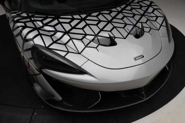 Used 2020 McLaren 620R Coupe for sale Call for price at Alfa Romeo of Westport in Westport CT 06880 17