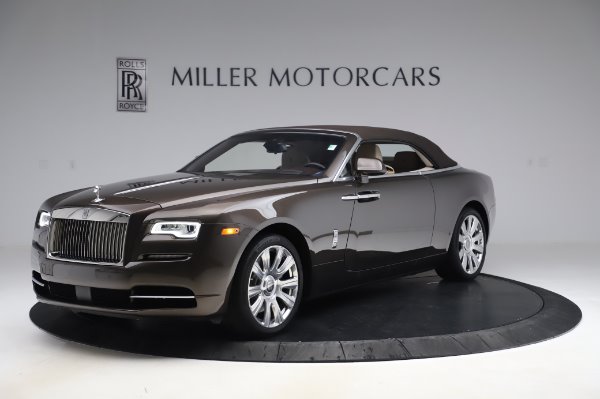 Used 2017 Rolls-Royce Dawn for sale Sold at Alfa Romeo of Westport in Westport CT 06880 13