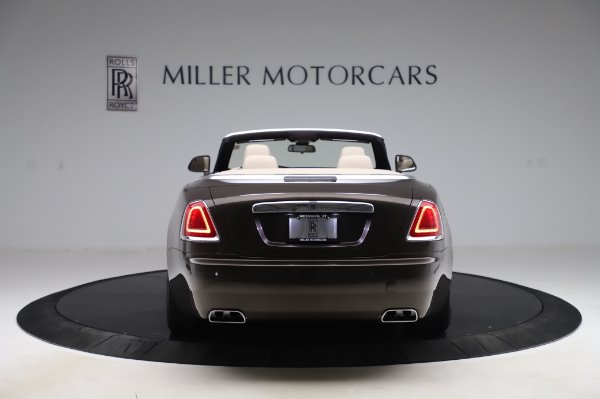Used 2017 Rolls-Royce Dawn Base for sale $248,900 at Alfa Romeo of Westport in Westport CT 06880 6