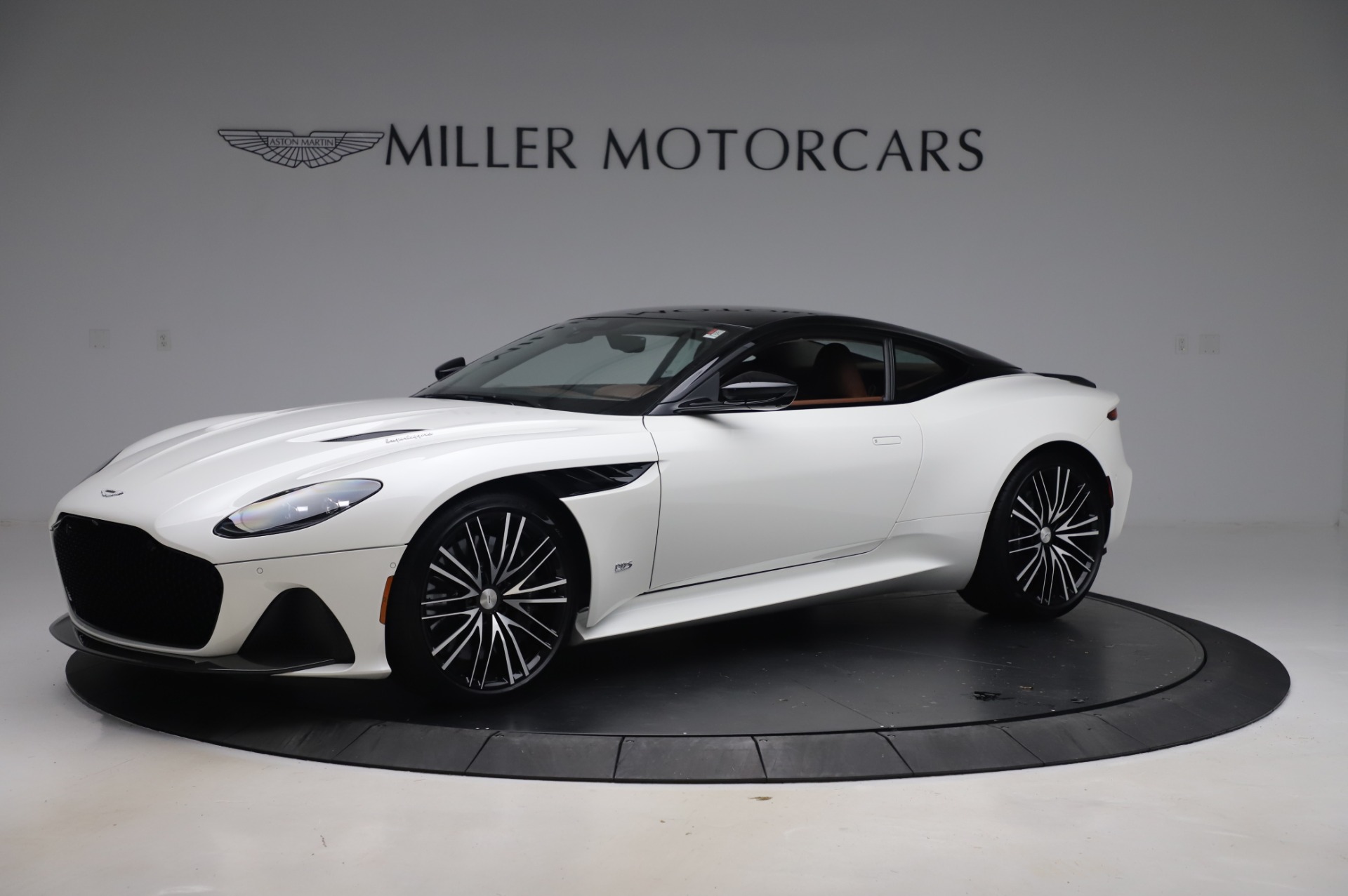 New 2020 Aston Martin DBS Superleggera Coupe for sale $337,686 at Alfa Romeo of Westport in Westport CT 06880 1