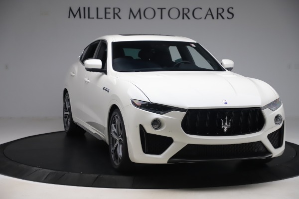 Used 2019 Maserati Levante Trofeo for sale $45,900 at Alfa Romeo of Westport in Westport CT 06880 10