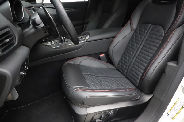 Used 2019 Maserati Levante Trofeo for sale $45,900 at Alfa Romeo of Westport in Westport CT 06880 14