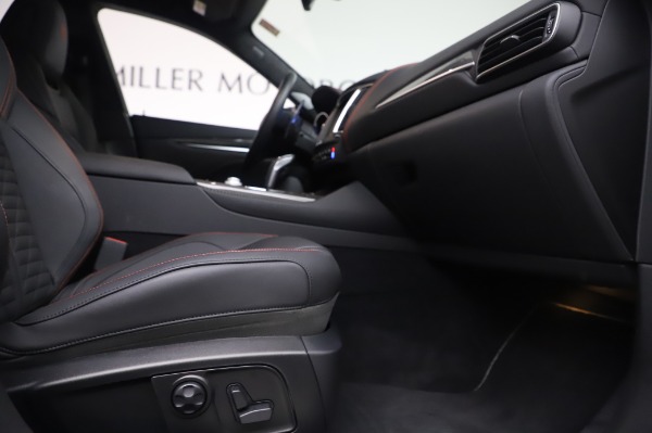 Used 2019 Maserati Levante Trofeo for sale $45,900 at Alfa Romeo of Westport in Westport CT 06880 22