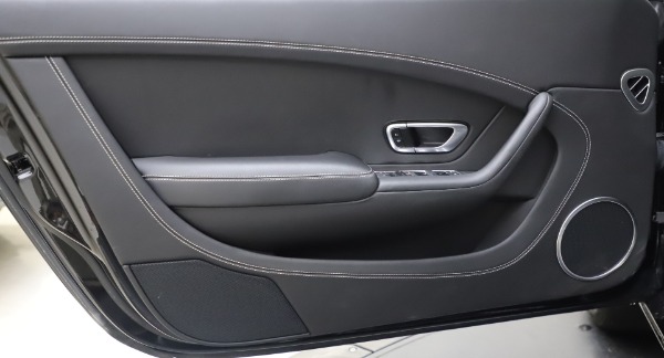 Used 2016 Bentley Continental GT W12 for sale $119,900 at Alfa Romeo of Westport in Westport CT 06880 16
