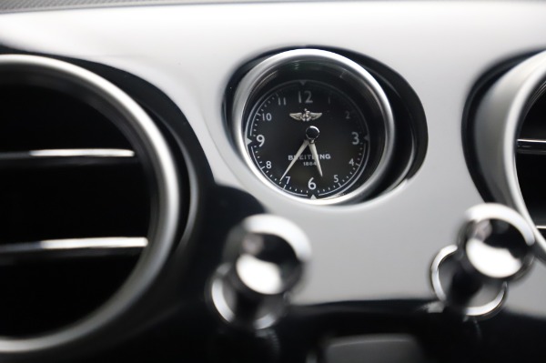 Used 2017 Bentley Continental GT V8 S for sale $155,900 at Alfa Romeo of Westport in Westport CT 06880 24