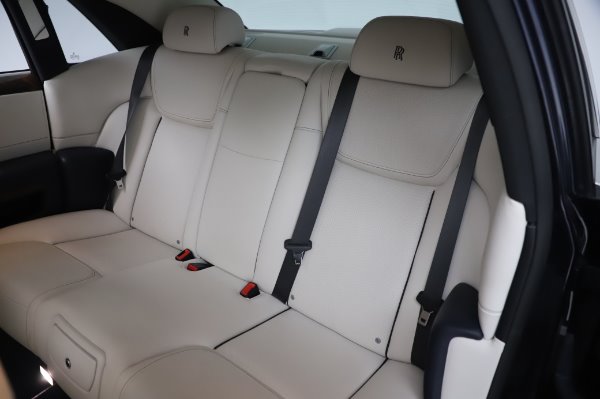 Used 2016 Rolls-Royce Ghost for sale $173,900 at Alfa Romeo of Westport in Westport CT 06880 16