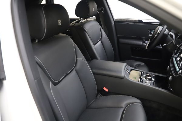Used 2018 Rolls-Royce Ghost for sale $247,900 at Alfa Romeo of Westport in Westport CT 06880 12