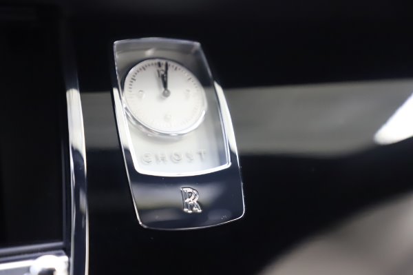 Used 2018 Rolls-Royce Ghost for sale $247,900 at Alfa Romeo of Westport in Westport CT 06880 18