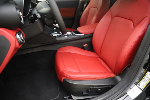 New 2020 Alfa Romeo Giulia Q4 for sale $48,445 at Alfa Romeo of Westport in Westport CT 06880 15