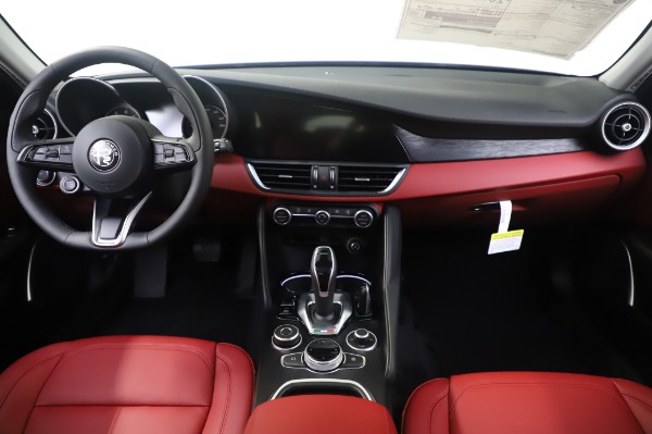 New 2020 Alfa Romeo Giulia Q4 for sale $48,445 at Alfa Romeo of Westport in Westport CT 06880 16