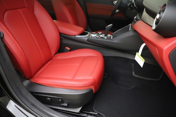 New 2020 Alfa Romeo Giulia Q4 for sale $48,445 at Alfa Romeo of Westport in Westport CT 06880 24