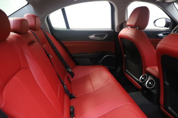 New 2020 Alfa Romeo Giulia Q4 for sale $48,445 at Alfa Romeo of Westport in Westport CT 06880 27