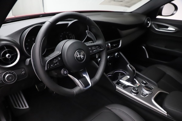 New 2020 Alfa Romeo Giulia Sport Q4 for sale $43,645 at Alfa Romeo of Westport in Westport CT 06880 13