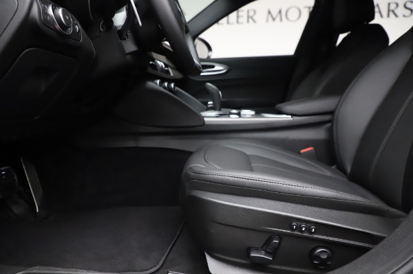 New 2020 Alfa Romeo Giulia Sport Q4 for sale $43,645 at Alfa Romeo of Westport in Westport CT 06880 14
