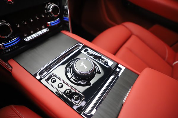New 2020 Rolls-Royce Cullinan for sale Sold at Alfa Romeo of Westport in Westport CT 06880 17
