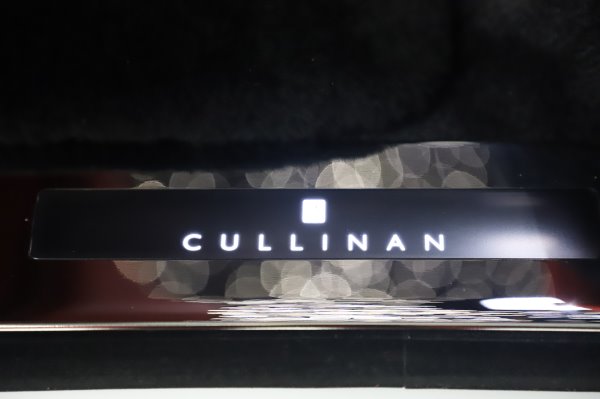 New 2020 Rolls-Royce Cullinan for sale Sold at Alfa Romeo of Westport in Westport CT 06880 26