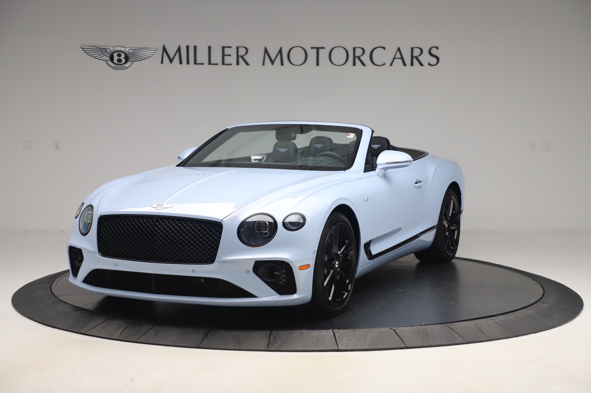Used 2020 Bentley Continental GTC V8 for sale $199,900 at Alfa Romeo of Westport in Westport CT 06880 1