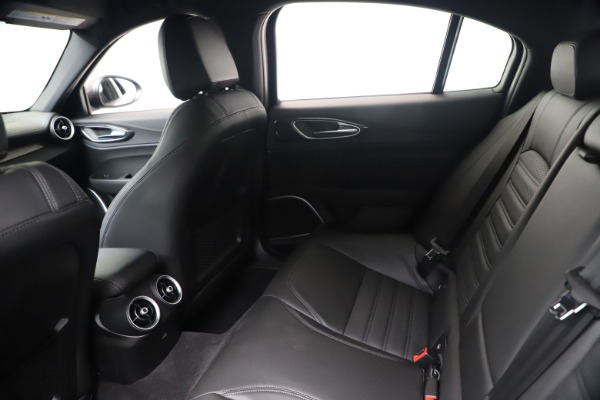New 2020 Alfa Romeo Giulia Ti Sport Carbon Q4 for sale $51,640 at Alfa Romeo of Westport in Westport CT 06880 19