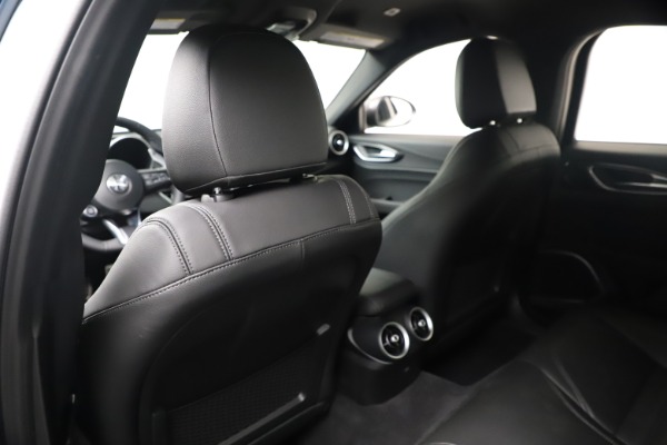 New 2020 Alfa Romeo Giulia Ti Sport Carbon Q4 for sale $51,640 at Alfa Romeo of Westport in Westport CT 06880 20