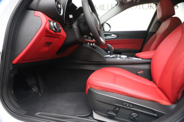 New 2020 Alfa Romeo Giulia Q4 for sale $44,845 at Alfa Romeo of Westport in Westport CT 06880 14