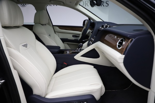 New 2021 Bentley Bentayga V8 for sale Sold at Alfa Romeo of Westport in Westport CT 06880 28