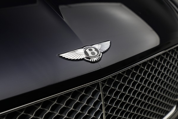 Used 2021 Bentley Bentayga V8 for sale Sold at Alfa Romeo of Westport in Westport CT 06880 14