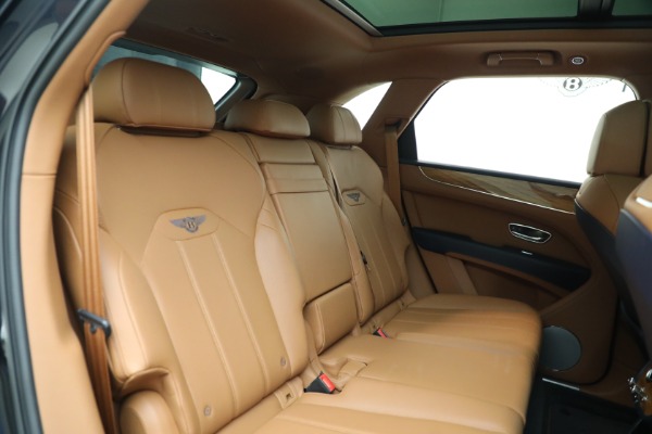 Used 2021 Bentley Bentayga V8 for sale Sold at Alfa Romeo of Westport in Westport CT 06880 28