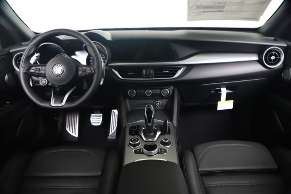 New 2020 Alfa Romeo Stelvio Ti Sport Q4 for sale $55,995 at Alfa Romeo of Westport in Westport CT 06880 16