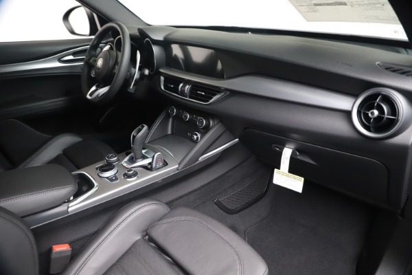 New 2020 Alfa Romeo Stelvio Ti Sport Q4 for sale $55,995 at Alfa Romeo of Westport in Westport CT 06880 22