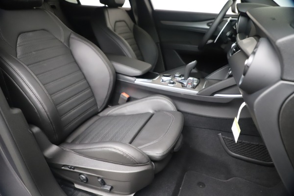 New 2020 Alfa Romeo Stelvio Ti Sport Q4 for sale $55,995 at Alfa Romeo of Westport in Westport CT 06880 24