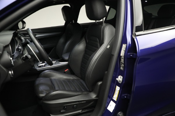 Used 2020 Alfa Romeo Stelvio Ti Sport Q4 for sale Sold at Alfa Romeo of Westport in Westport CT 06880 26