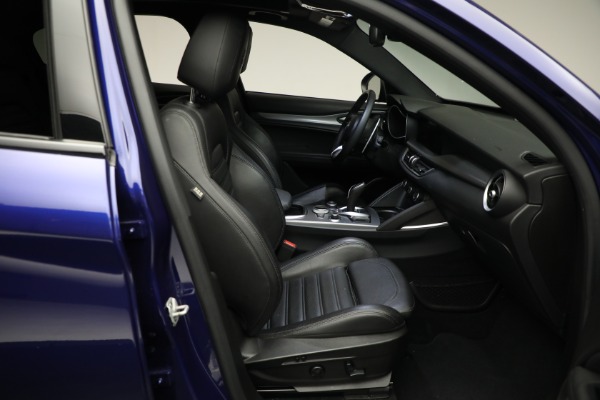 Used 2020 Alfa Romeo Stelvio Ti Sport Q4 for sale Sold at Alfa Romeo of Westport in Westport CT 06880 27