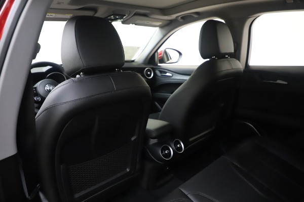 New 2020 Alfa Romeo Stelvio Q4 for sale $47,645 at Alfa Romeo of Westport in Westport CT 06880 20