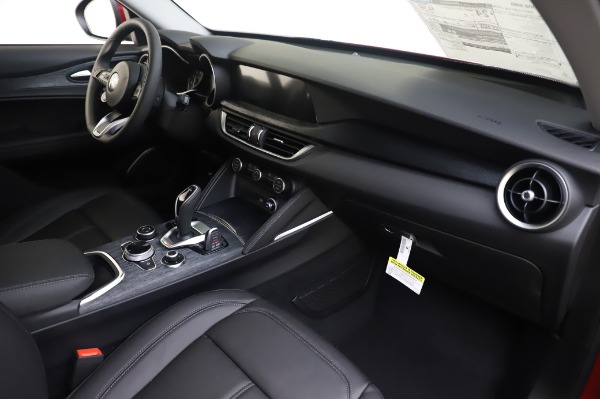New 2020 Alfa Romeo Stelvio Q4 for sale $47,645 at Alfa Romeo of Westport in Westport CT 06880 22