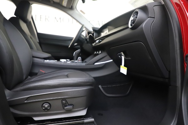 New 2020 Alfa Romeo Stelvio Q4 for sale $47,645 at Alfa Romeo of Westport in Westport CT 06880 23