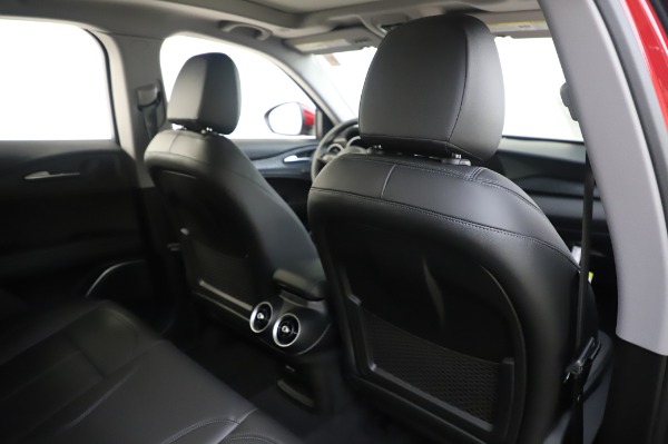 New 2020 Alfa Romeo Stelvio Q4 for sale $47,645 at Alfa Romeo of Westport in Westport CT 06880 28
