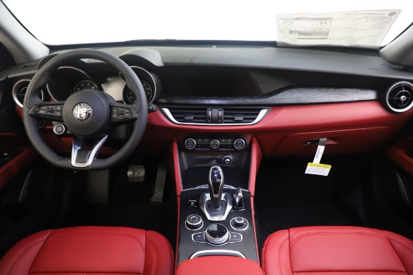 New 2020 Alfa Romeo Stelvio Q4 for sale Sold at Alfa Romeo of Westport in Westport CT 06880 17