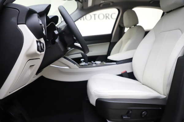 New 2020 Alfa Romeo Stelvio Ti Q4 for sale $50,895 at Alfa Romeo of Westport in Westport CT 06880 14