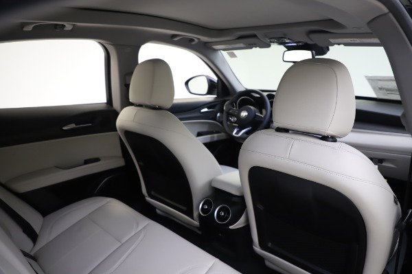New 2020 Alfa Romeo Stelvio Ti Q4 for sale $50,895 at Alfa Romeo of Westport in Westport CT 06880 25