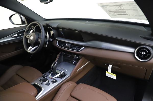 New 2020 Alfa Romeo Stelvio Ti Sport Q4 for sale Sold at Alfa Romeo of Westport in Westport CT 06880 24