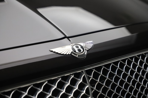 Used 2017 Bentley Bentayga W12 for sale $138,900 at Alfa Romeo of Westport in Westport CT 06880 14