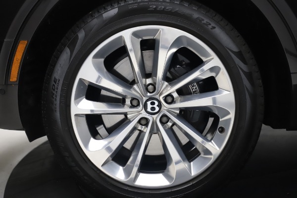Used 2017 Bentley Bentayga W12 for sale $138,900 at Alfa Romeo of Westport in Westport CT 06880 15